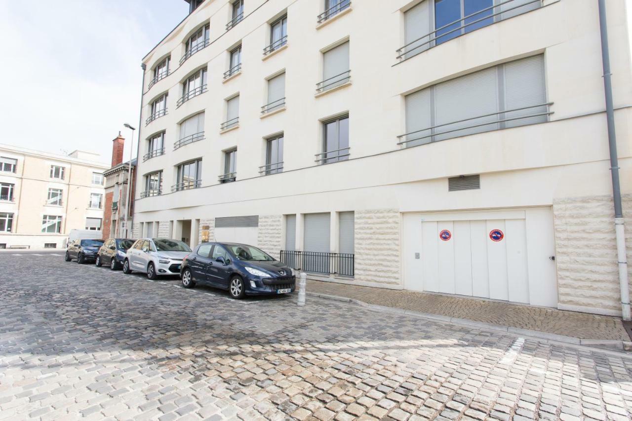 In Front Of Cathederal ! Apartamento Reims Exterior foto
